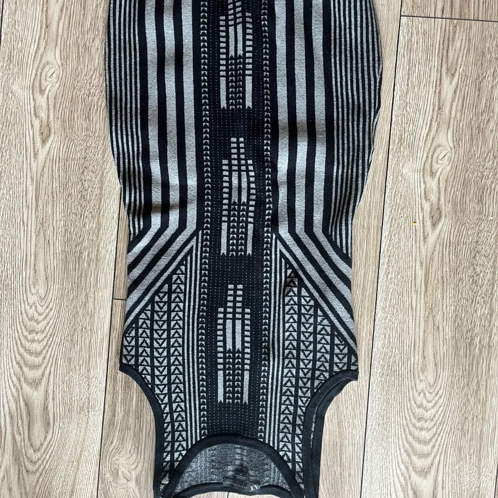 Armani exchange bodycon sweater dress - Picture 2 of 6
